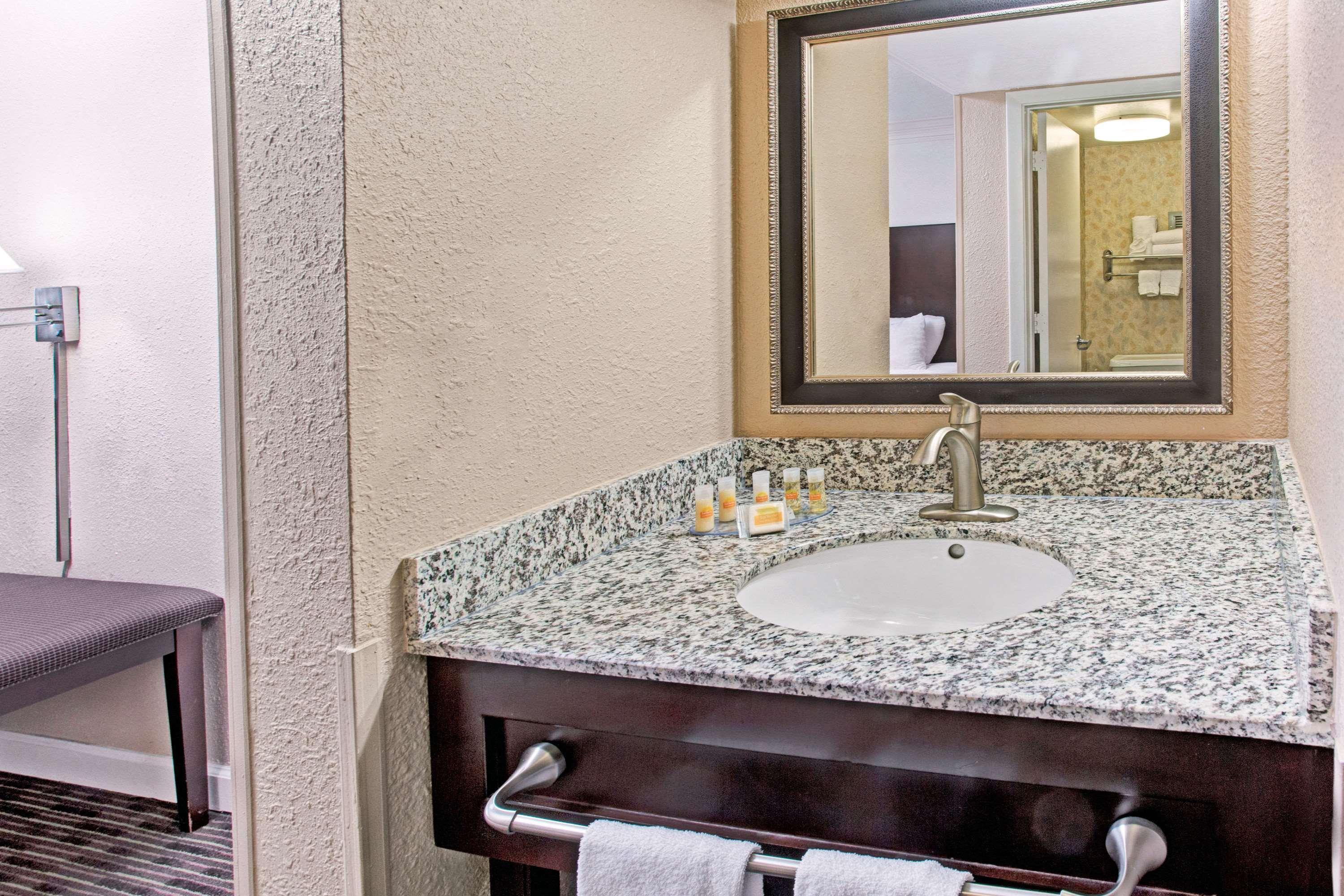 Best Western Plus Ft Lauderdale Hollywood Airport Hotel Extérieur photo